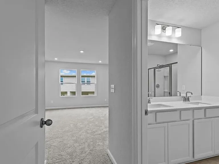 Katherine St — Photo 14