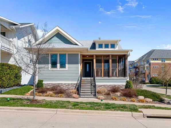 1795 Foster Rd, Iowa City, IA 52245