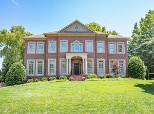 12128 Chatsworth Ct, Charlotte, NC 28277