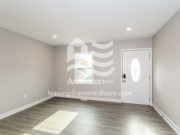 241122_003_wm_-_living_room_13367196.jpg