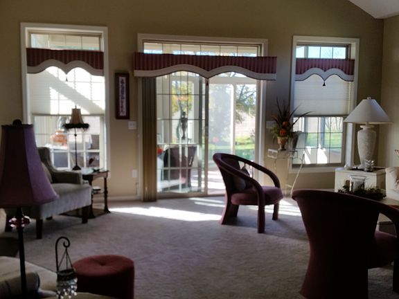 4th image of 571 Hampton Lake Dr