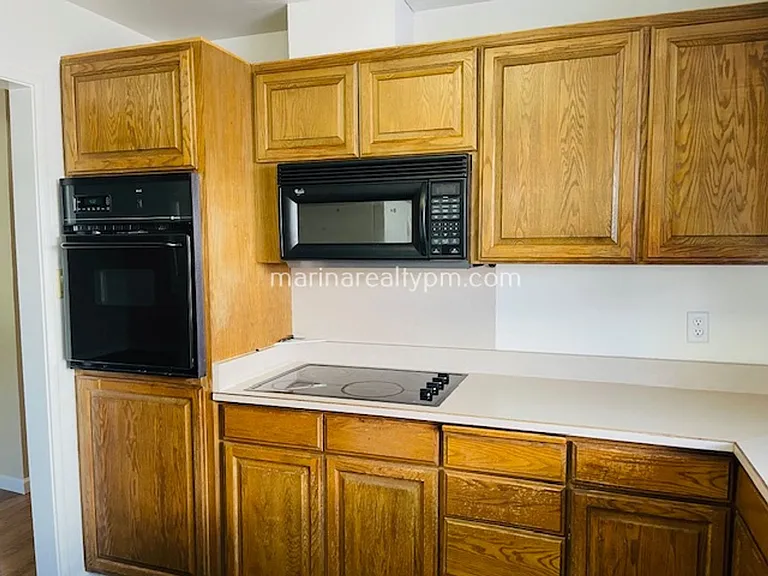 115 Graves Ct — Photo 6
