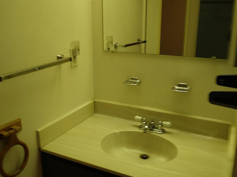 1st image of 8004 Gardenia Dr
