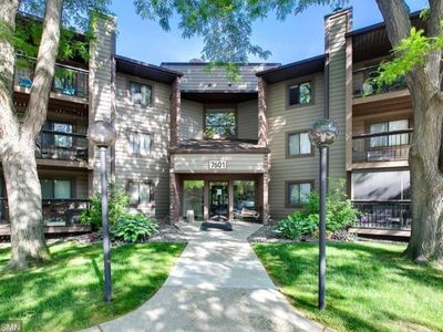 7601 W 101st St APT 105, Minneapolis, MN, 55438