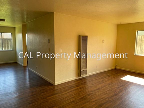 5th image of 213 Ellis St #318585130