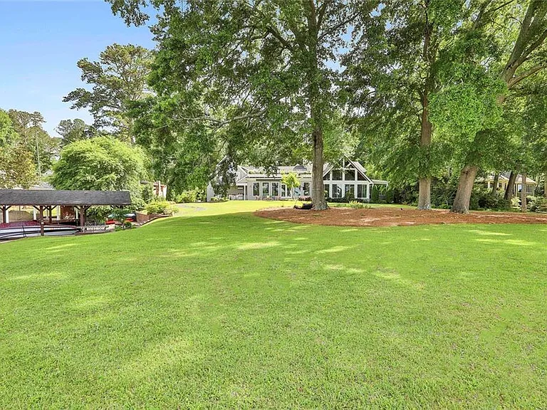 111 Loblolly Cir — Photo 11