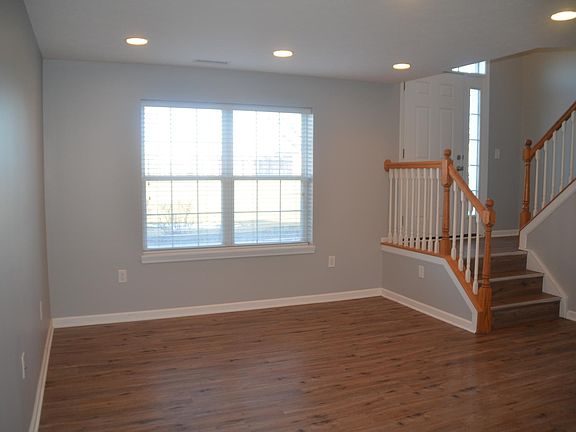 3rd image of 13363 Golden Gate Dr W