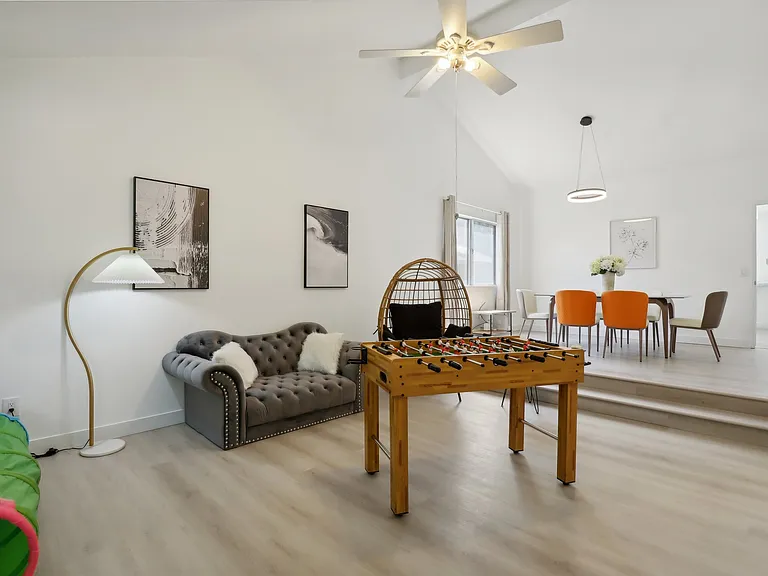8560 Fern Crest Way — Photo 27