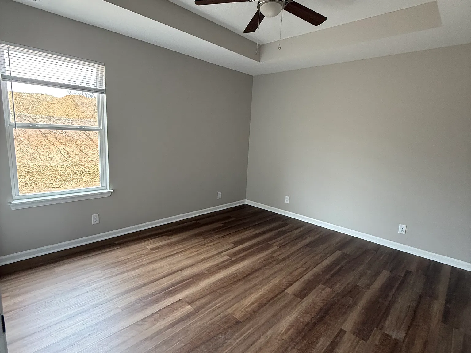 3 bed, 1290 sqft, $1,700 — Photo 4