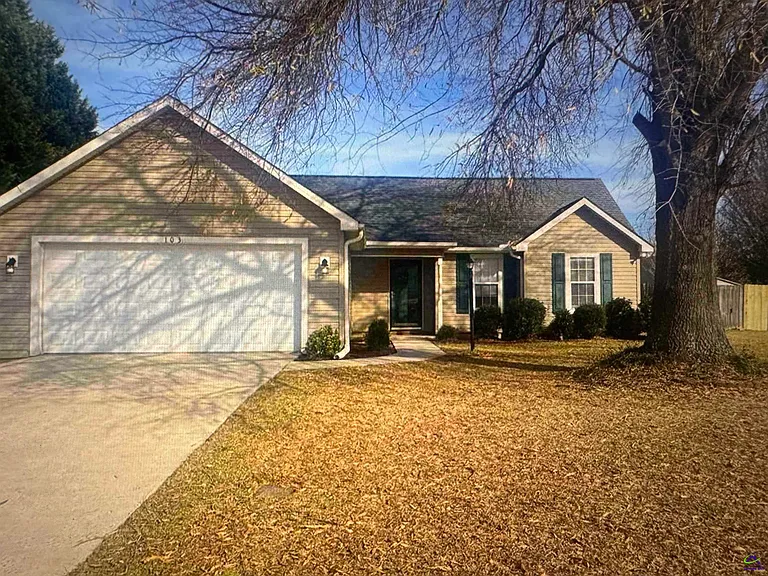 103 Prowler Pl — Photo 1