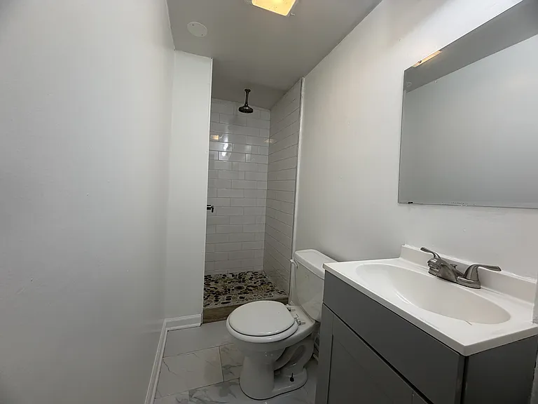 1208 S Mayview Ave — Photo 21