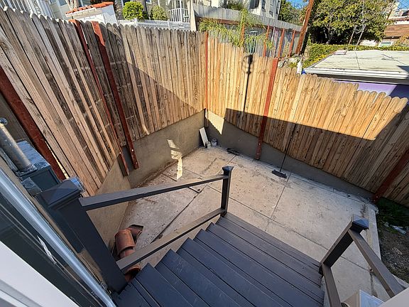 5th image of 3608 Wilshire Ter #B