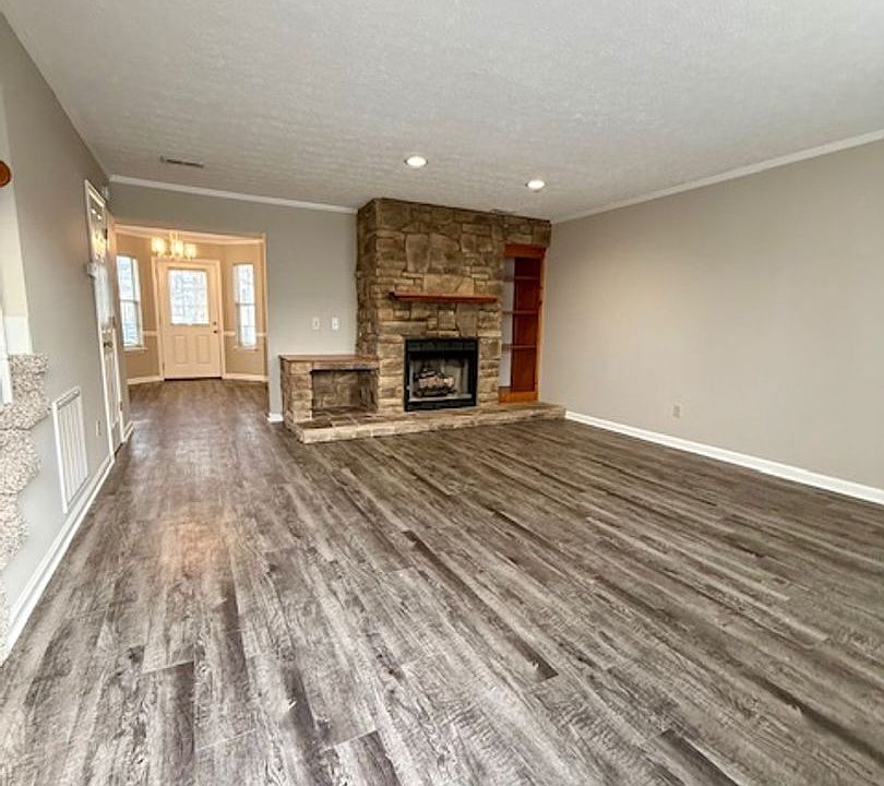 1st image of 1305 Sun Way APT A