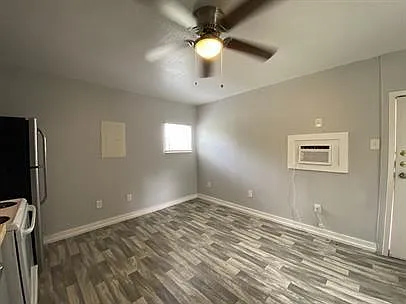 800 W Washington St #4 — Photo 20