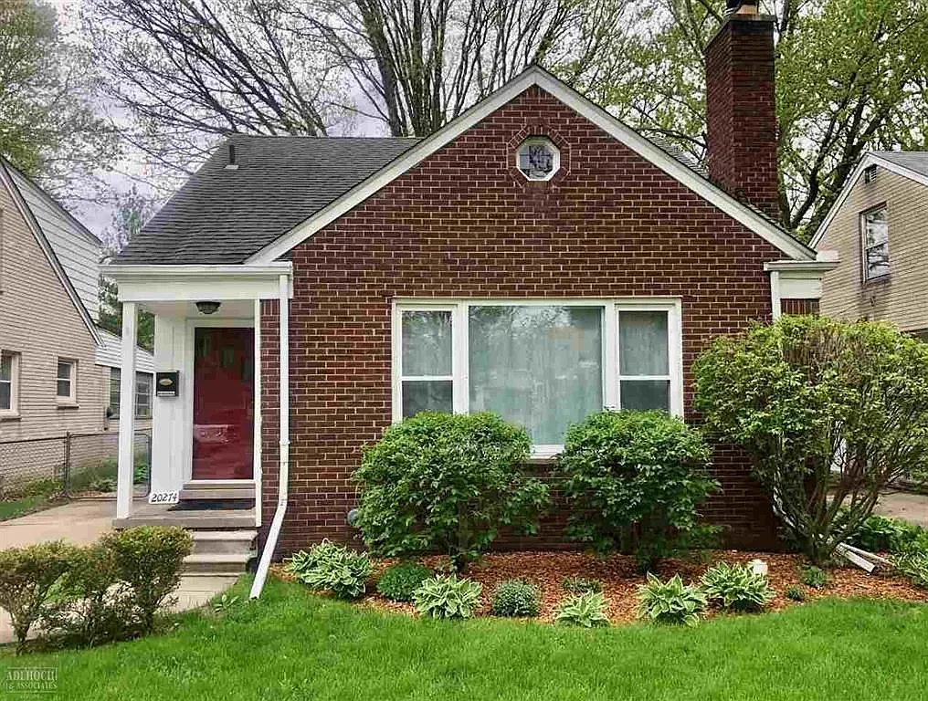 20274 Woodmont St photo 1