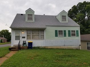 1233 W 8th St, Washington, MO 63090