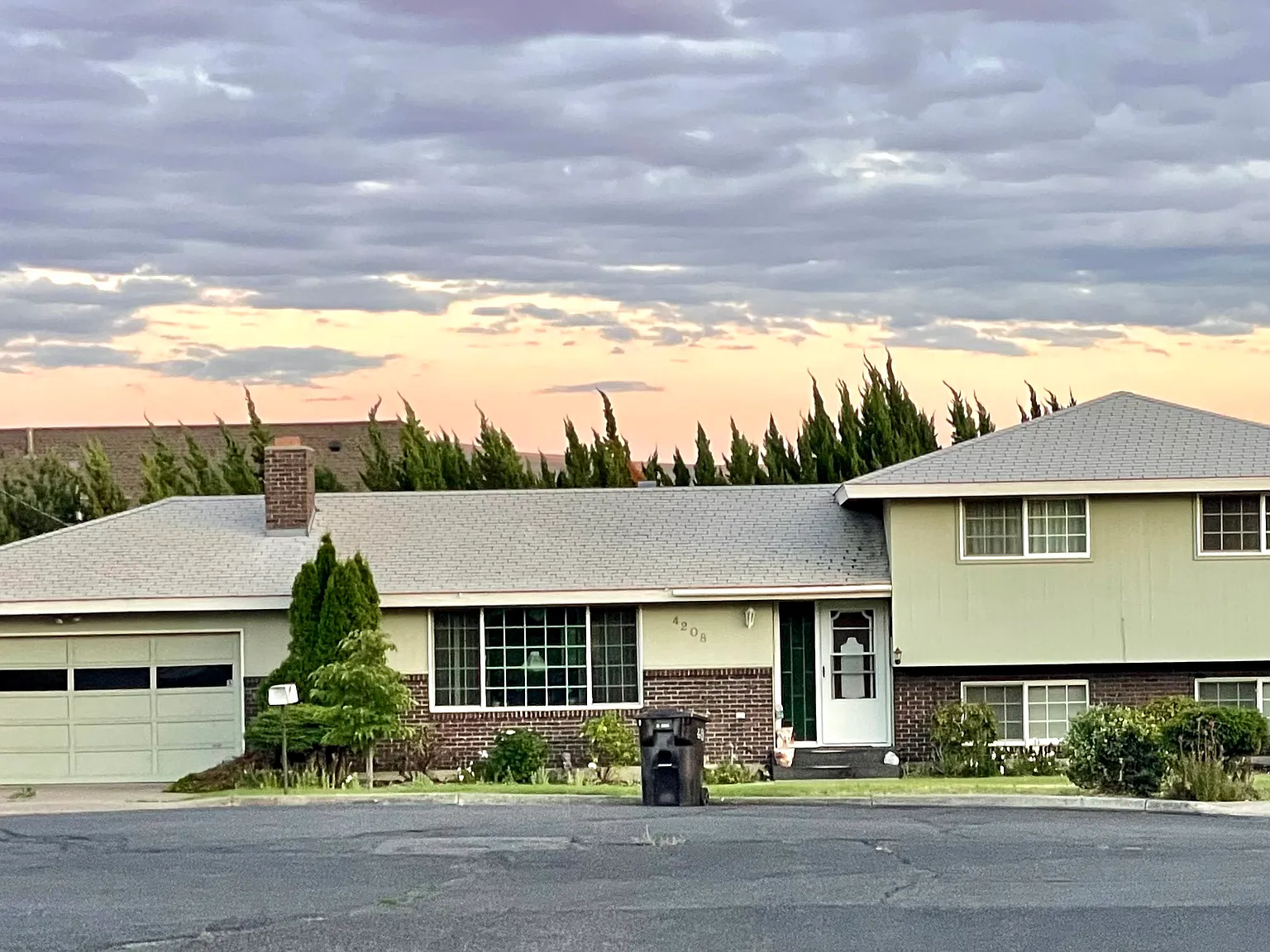 4208A Bell Ave — Photo 3