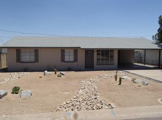 911 E Seldon Ln, Phoenix, AZ 85020