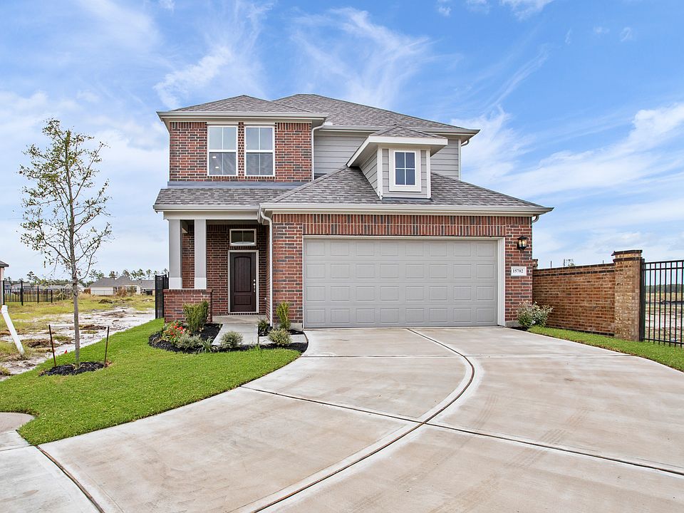 1st image of 15702 Cairnwell Bend Dr