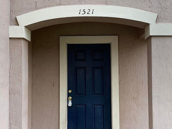 4th image of 1521 Biscayne Bay Dr