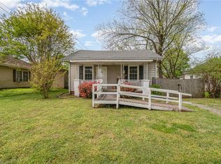 725 S Beaumont Ave, Burlington, NC 27217