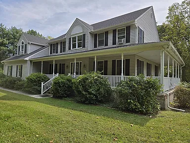 3314 Charles St — exterior photo