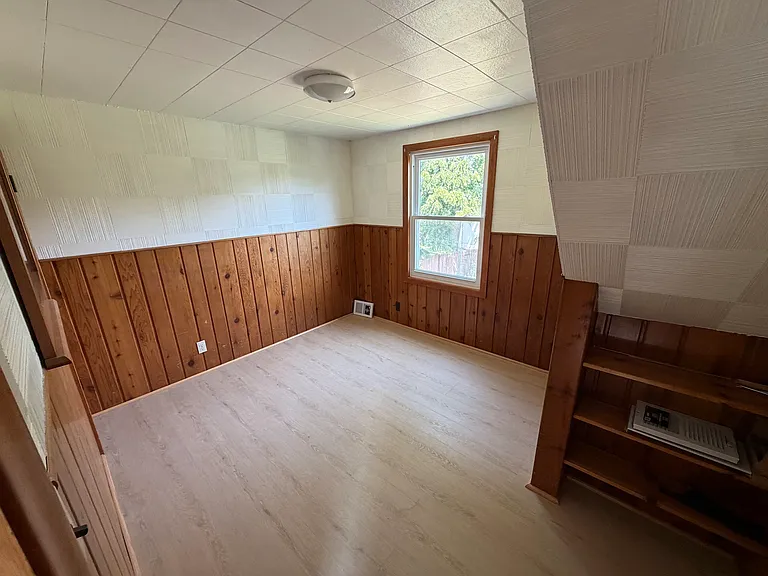 4904 53rd St E — Photo 18