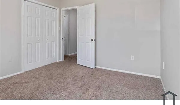 22 Helmsman Ct — Photo 8