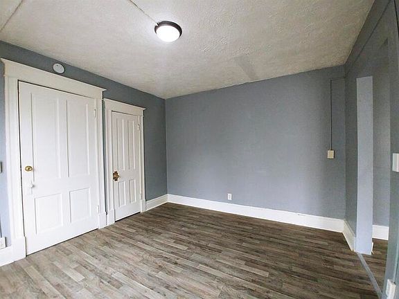 4th image of 2214 D St APT 6