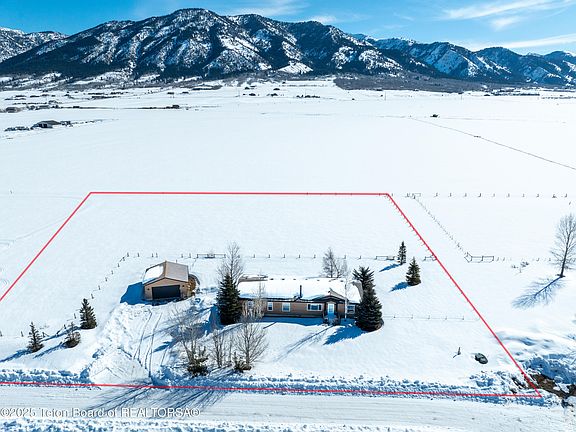 4th image of 226 Cmr Ln