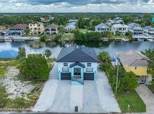 3230 Azalea Dr, Spring Hill, FL 34607