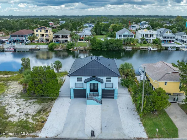 3230 Azalea Dr, Spring Hill, FL 34607