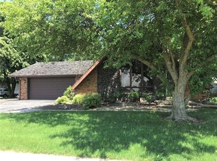 802 Hanover St, Germantown, IL 62245
