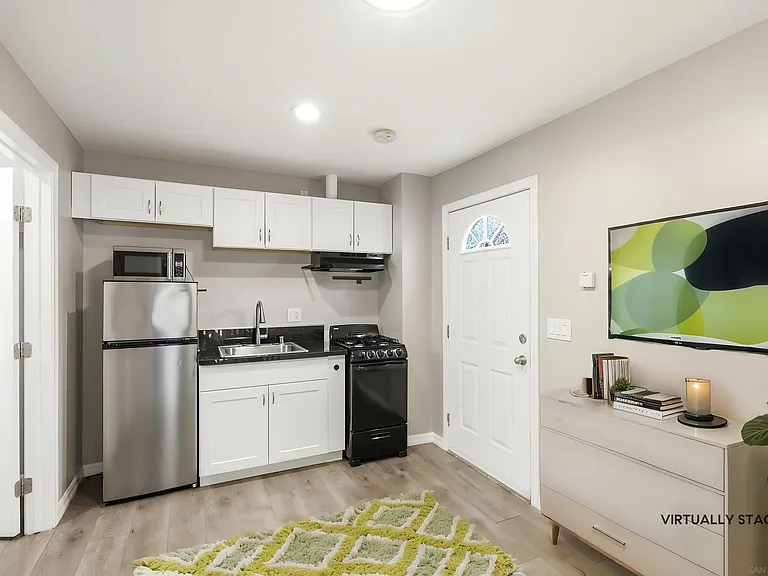 554 Ritchey St — Photo 7