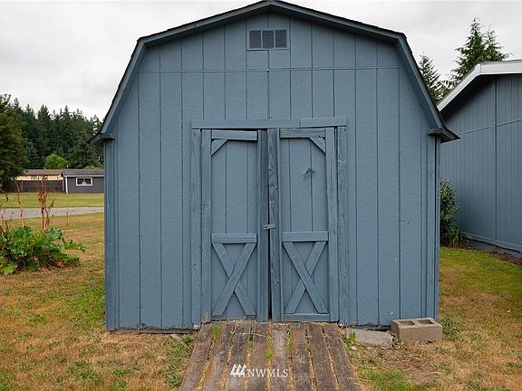 5th image of 11723 237th Ave E