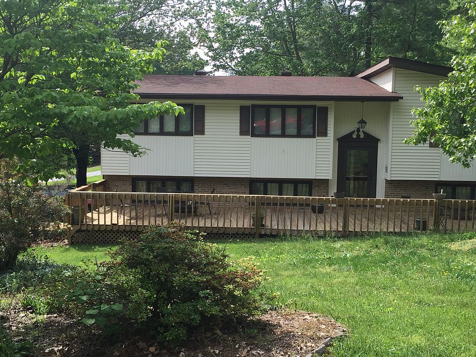 1st image of 213 Sycamore Cir S