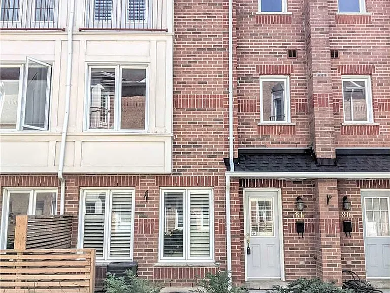 151 Townsgate Dr #81 — Photo 1