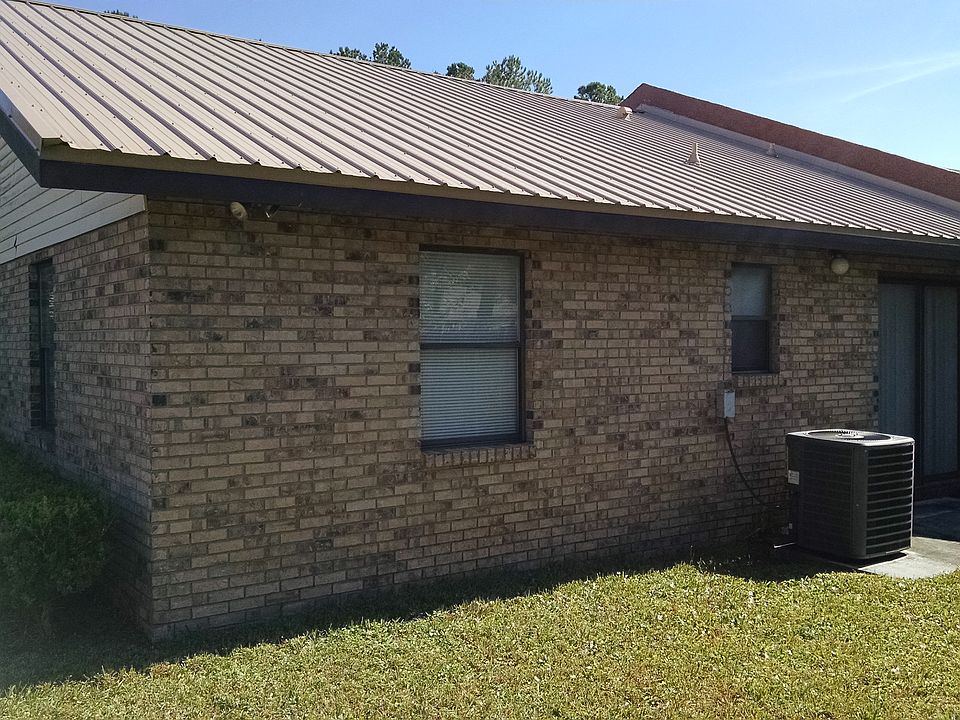 2nd image of 1030 SW Rossborough Ct #102