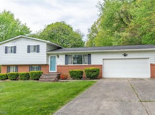 13449 Inverness Ave NW, Uniontown, OH