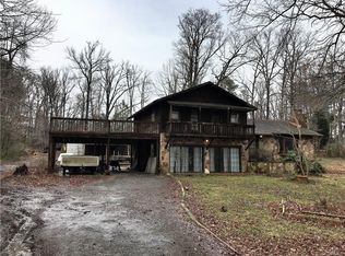 7761 Old Hopkins Rd, North Chesterfield, VA 23237