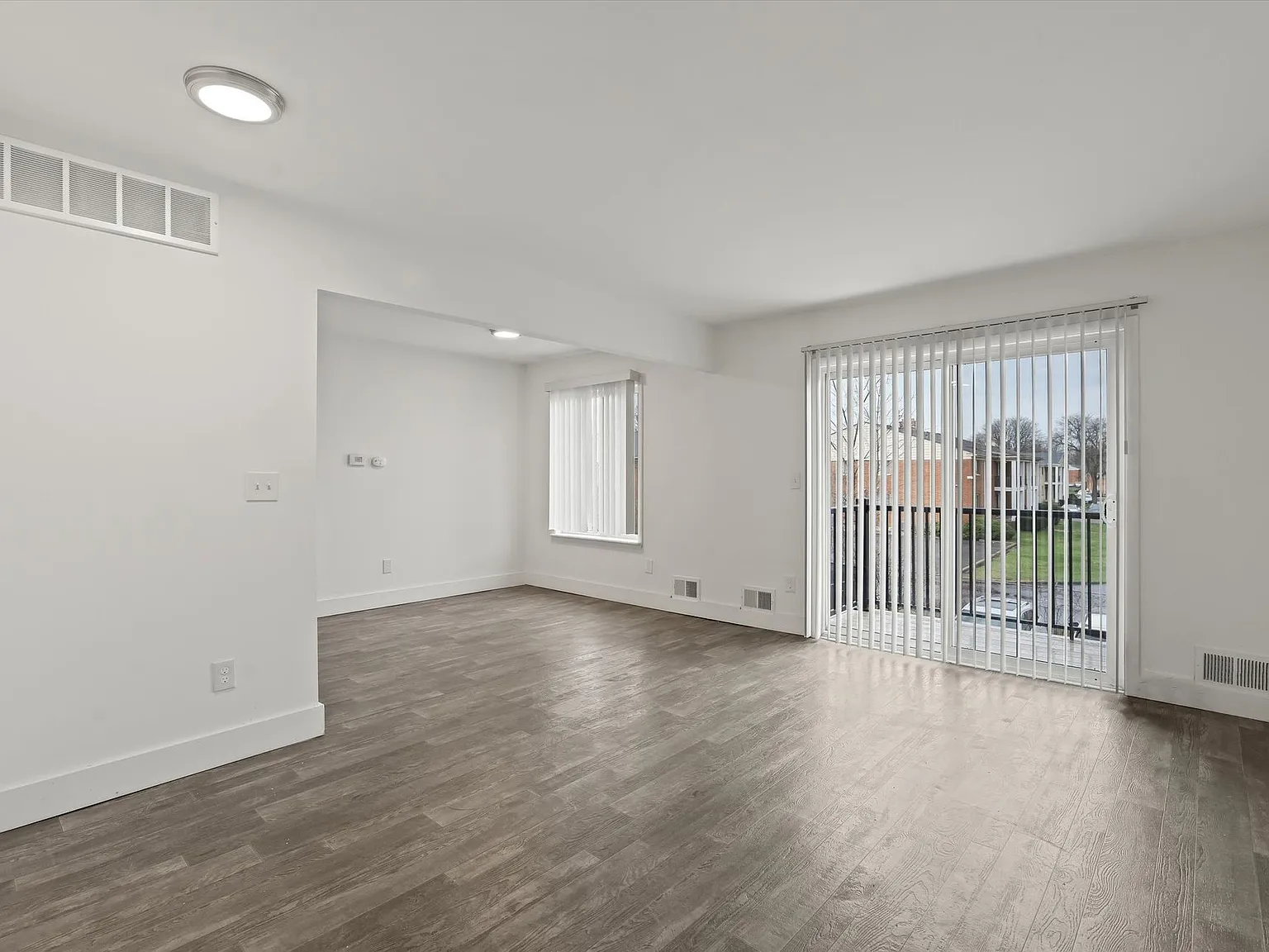 French Quarter Apartments — Photo 1