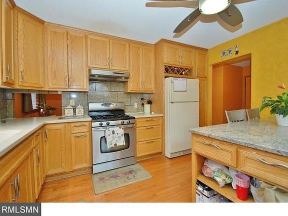 4th image of 8143 Zenith Ct N