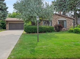 3N565 Crown Rd, Elmhurst, IL 60126