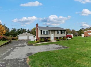 8306 Hollow Rd, Middletown, MD 21769