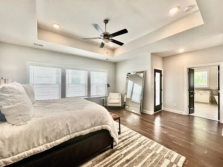413 Belton St #413 BELTON ST — Photo 22