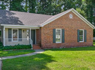 904 Autumn Dr, Greenville, NC 27834