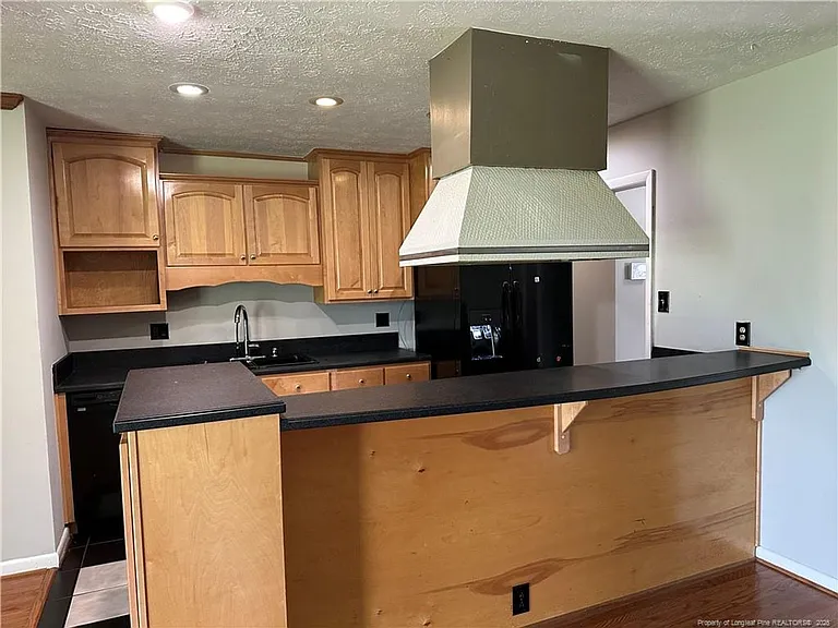 1601 Bluesprings Rd — Photo 15