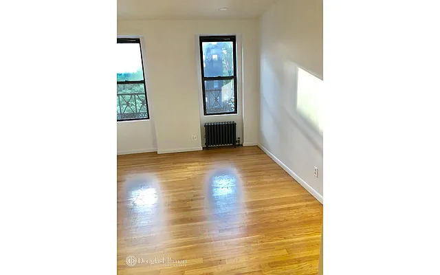 Rented by Douglas Elliman | media 36