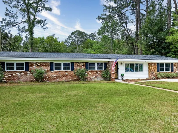 7 Broadmoor Circle, Savannah, GA 31406