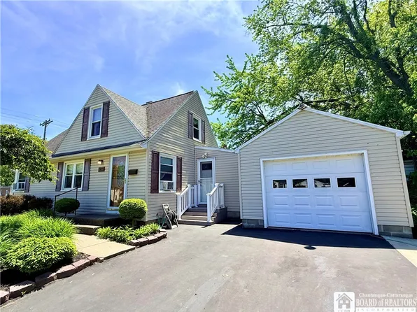 869 Central Ave, Dunkirk, NY 14048